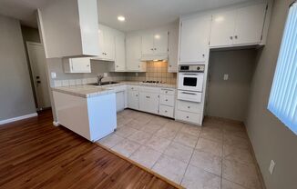 1 bed, 1 bath, $2,200, Unit #19