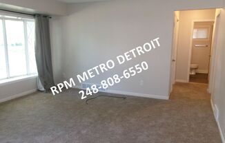 3 beds, 1 bath, $1,275