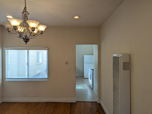 3632 E 2 SAINT LONG BCH