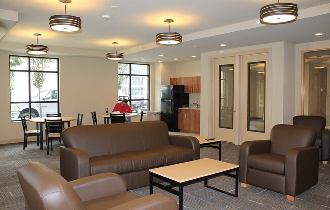 1 bed, 1 bath, 585 sqft, $1,795, Unit #115