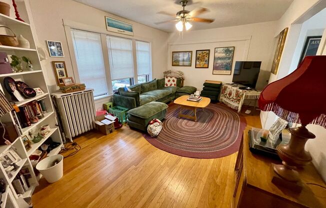 2518 N Lake Dr.