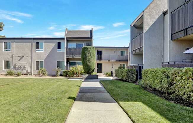 Sturbridge Village Apartments