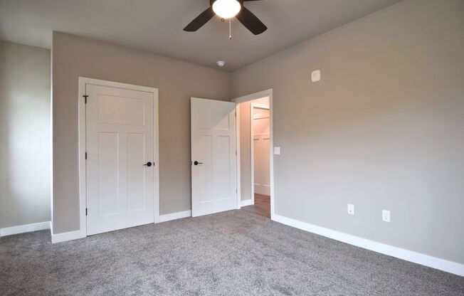 2 beds, 2 baths, 956 sqft, $1,925, Unit 2644-211