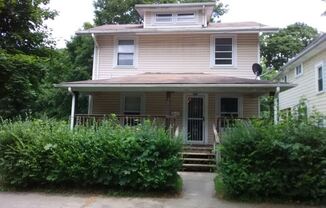 736 Carpenter Street