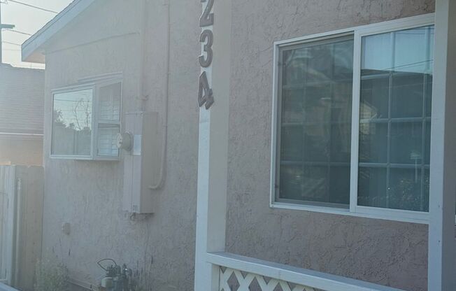 5 Bedroom, 3.5 Bath, Beautiful 1,856 SQ FT Renovated 2-Story Home!! Large Backyard, Front Yard & Fruit Trees!!