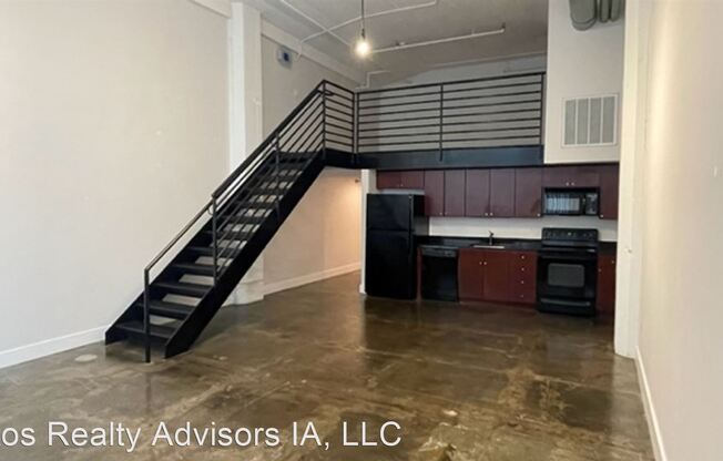 110-112 10th Street