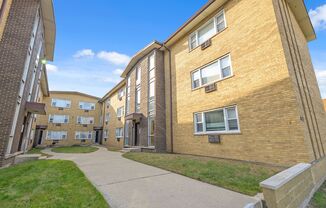 2 beds, 1 bath, $1,875, Unit 7818 - 3D