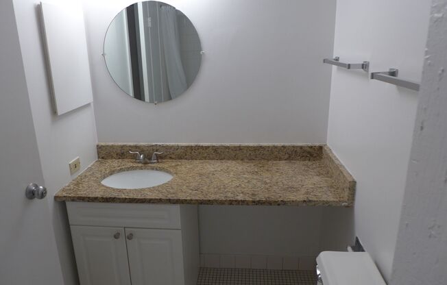 1 bed, 1 bath, 825 sqft, $1,950, Unit 503