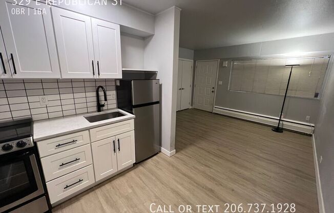 329 E REPUBLICAN ST