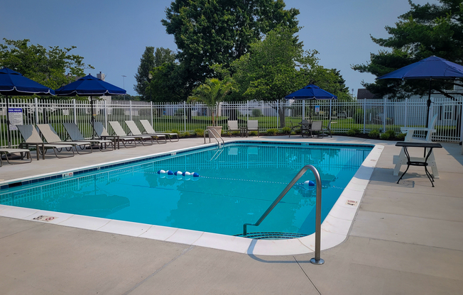 Greens at Cross Court Pool-1