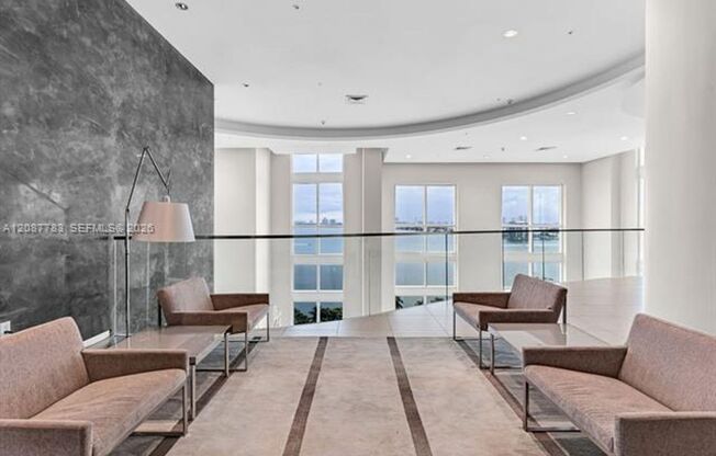 2 beds, 2.5 baths, $7,600, Unit # 5103