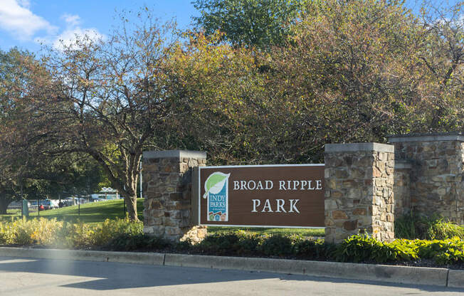 the sign for broad ripple park at the entrance of the park