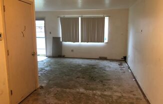 2 beds, 1.5 baths, $950, Unit APARTMENT 10