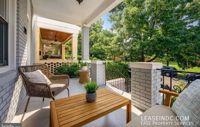 121 WEBSTER ST NW