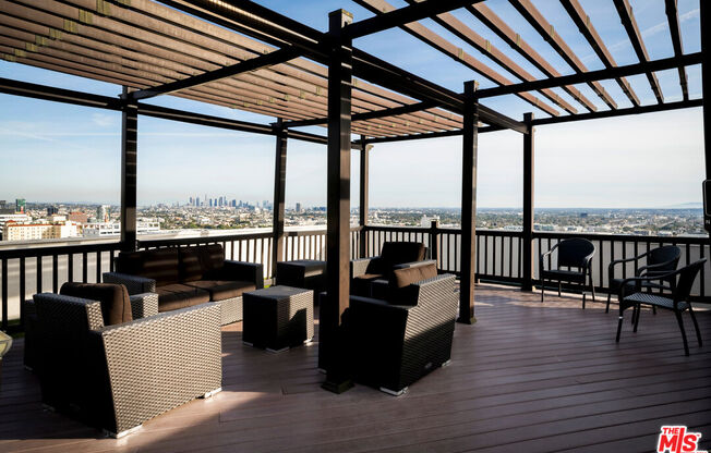 1 bed, 1 bath, 981 sqft, $3,250, Unit 101