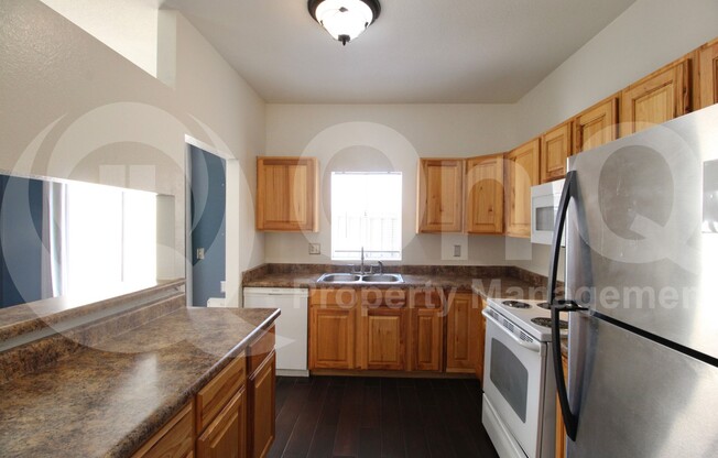 3431 W MORROW DR