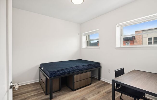 2 beds, 1 bath, 571 sqft, $1,250, Unit Unit 207