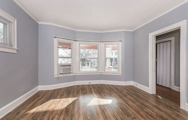 1466 HOPKINS AVE LAKEWOOD, OH. 44107