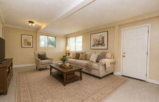 1309 LABREA DR