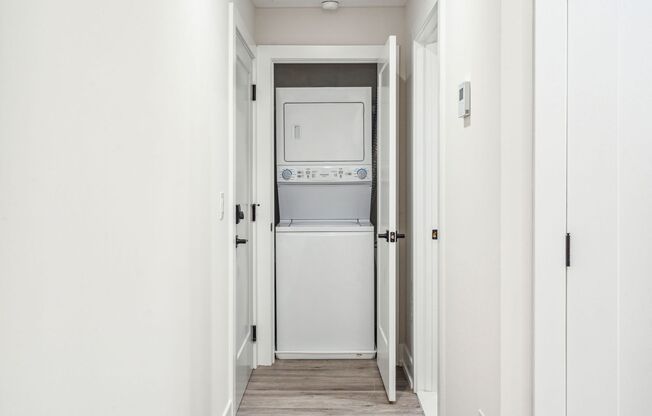 1 bed, 1 bath, 585 sqft, $1,315, Unit A01