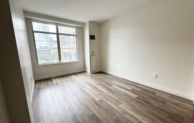 2 beds, 1 bath, 855 sqft, $4,200, Unit 518