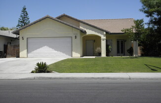 5404 Summer Cypress Dr., Bakersfield, CA 93313