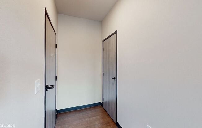 1 bed, 1 bath, 690 sqft, $1,174, Unit #410