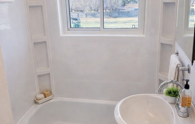 206 NW College Avenue