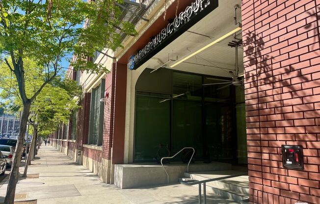 1 bed, 2 baths, 1,189 sqft, $3,950, Unit 504