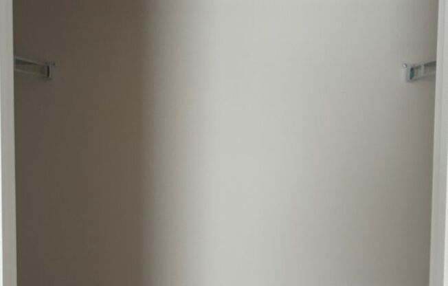 2 beds, 2 baths, 1,068 sqft, $1,733, Unit 1110LpD