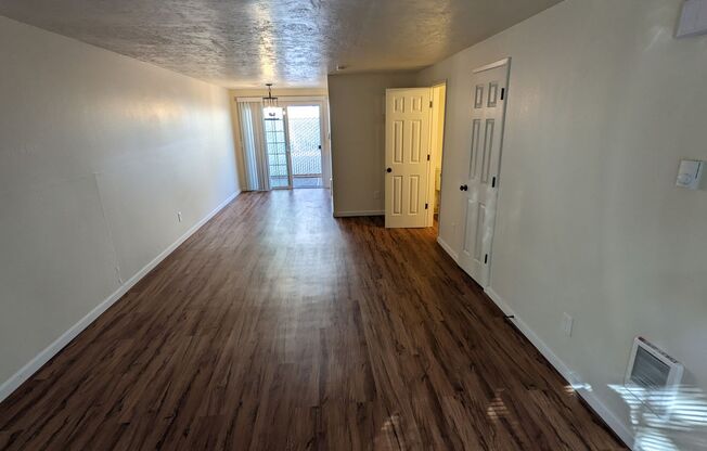 2 beds, 1.5 baths, 900 sqft, $1,425, Unit 7873