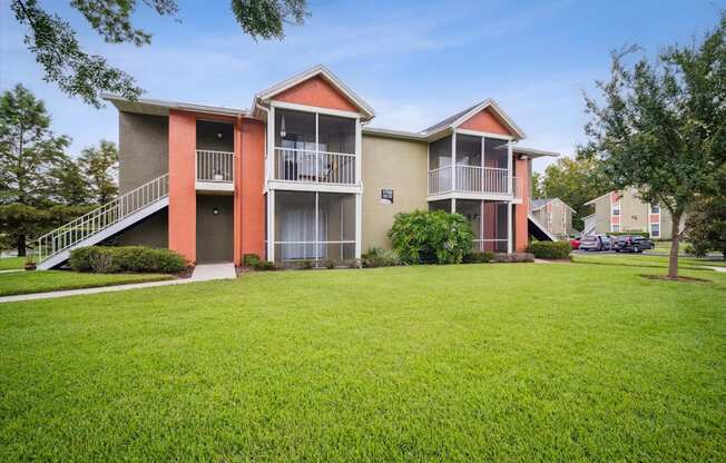 Exterior of Latigo 27