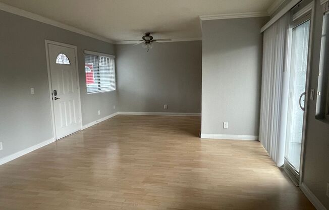 2 beds, 2 baths, 980 sqft, $3,035, Unit 819-34