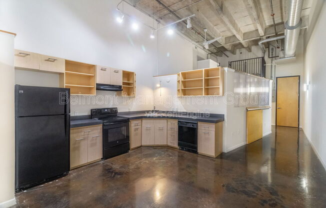 1 bed, 1 bath, 728 sqft, $1,615, Unit 147