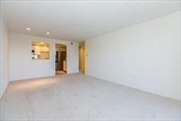 1 bed, 1 bath, 700 sqft, $2,350, Unit 409