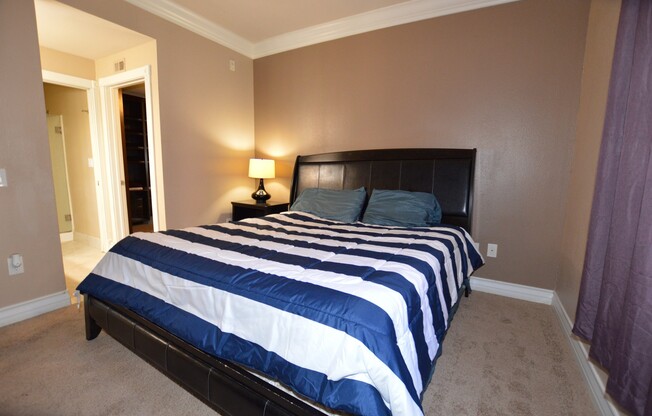 2 beds, 2 baths, $2,200, Unit # 137