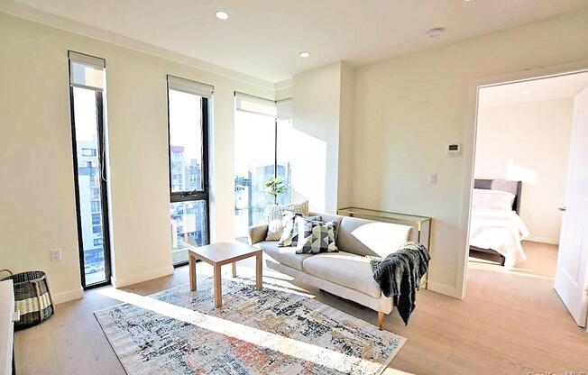 1 bed, 1 bath, 565 sqft, $3,600, Unit 8A