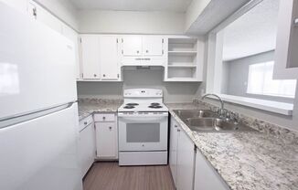 2 beds, 1 bath, 925 sqft, $1,100, Unit 101