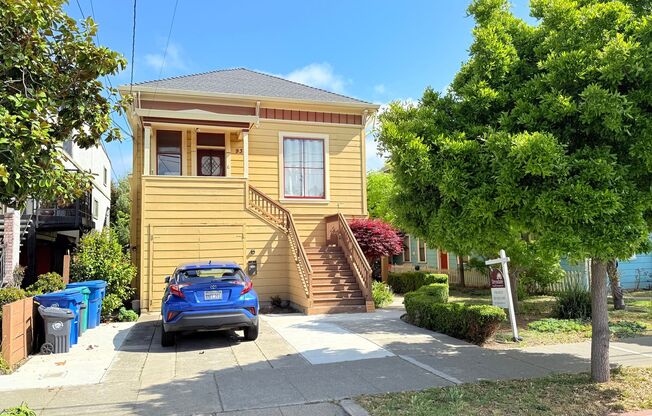933 Santa Clara Ave