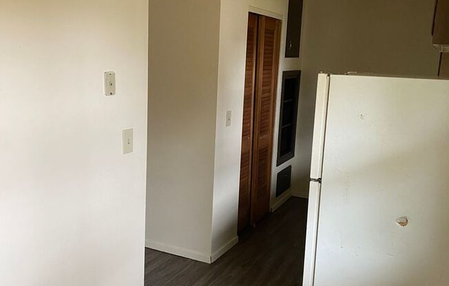 1 bed, 1 bath, 500 sqft, $675, Unit Unit 01