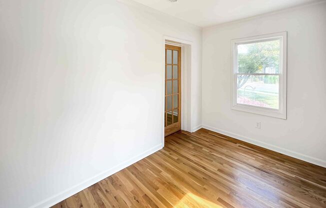3 beds, 2 baths, $2,499