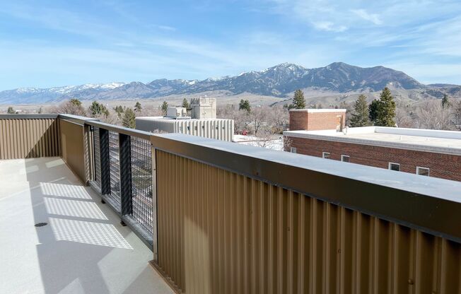 2 beds, 2 baths, 1,012 sqft, $2,450, Unit One11 516