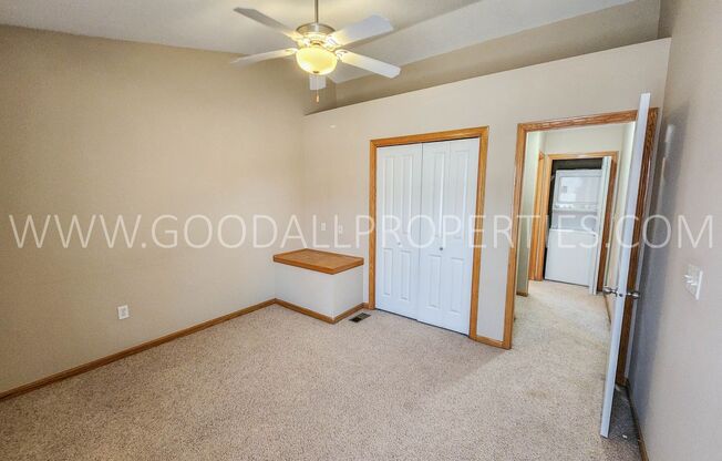 2 beds, 2.5 baths, $1,495