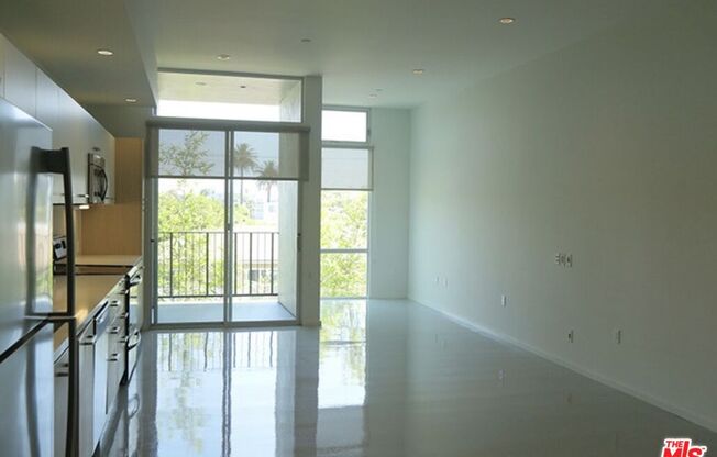 1 bed, 1 bath, 850 sqft, $3,100, Unit 109
