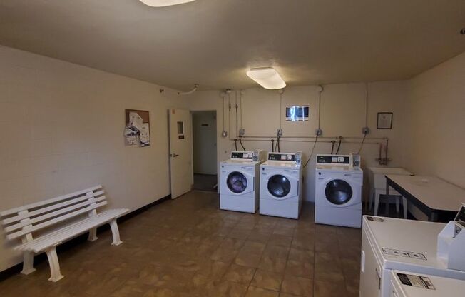 1 bed, 1 bath, 700 sqft, $1,215, Unit CB1