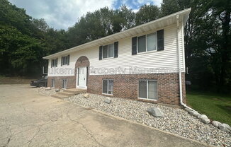 1405 HUNTINGTON AVE