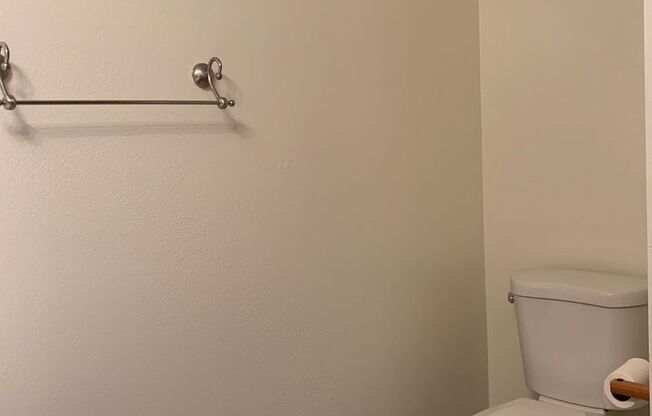 Studio, 1 bath, 500 sqft, $1,800, Unit 8B