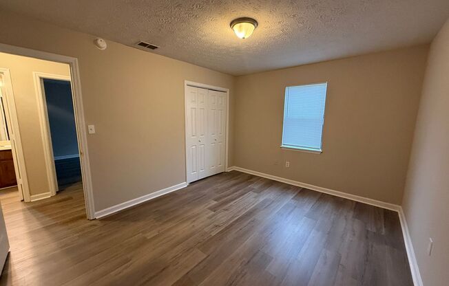 204/206 Michele Dr