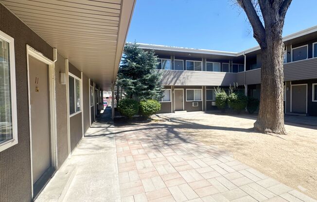 Hillcrest Apartments