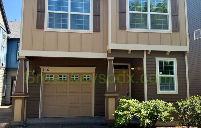 Awesome 3-bedroom 2.5-bathroom house in Arbor Roses Neighborhood in Hillsboro